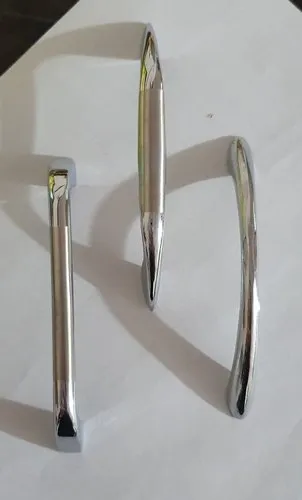 Reinforced Cross Pattern Bolts Banner